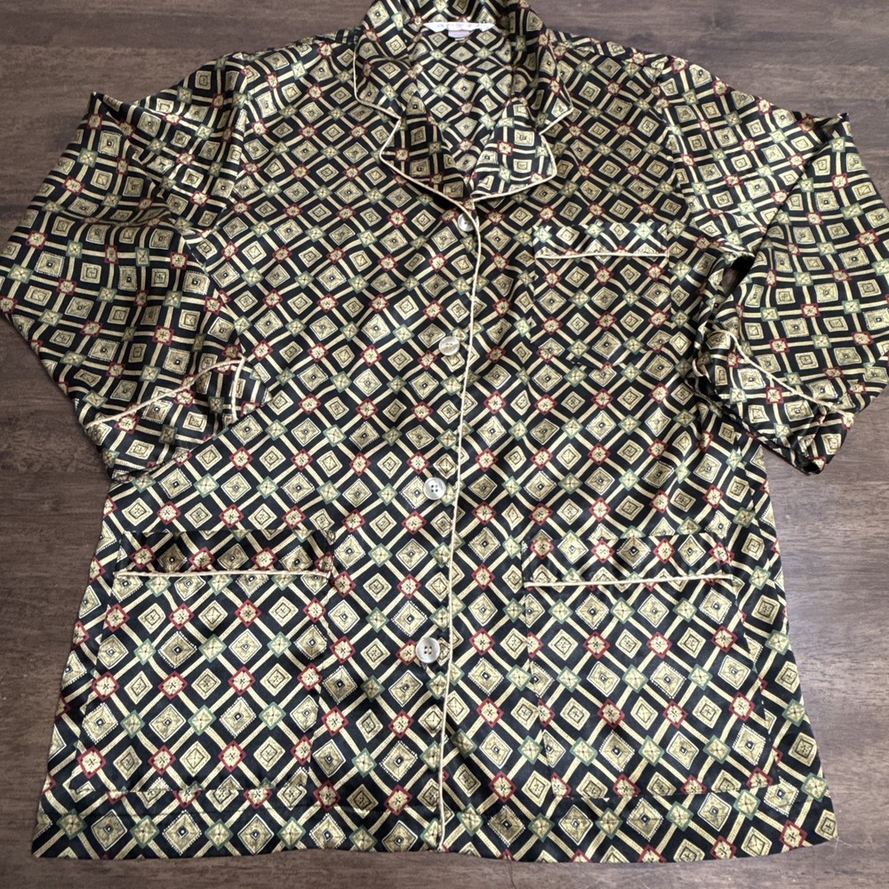 Victoria's Secret Satin Lounge Top Shirt Pockets Button Up Down Victoria Small